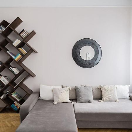 Ferienwohnung Sunrise Lounge Corvin 63M2 Ac Budapest Exterior foto